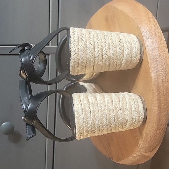 KELLY & KATIE wedges - Picture 5 of 5